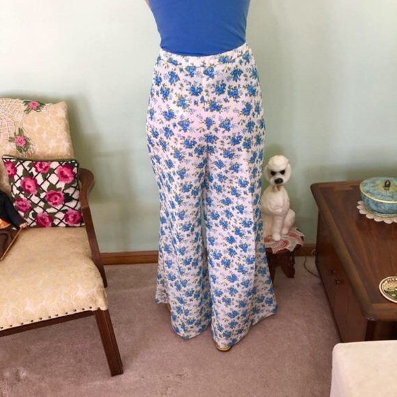 Rose Garden White Stag Pants - Picture 2 of 6